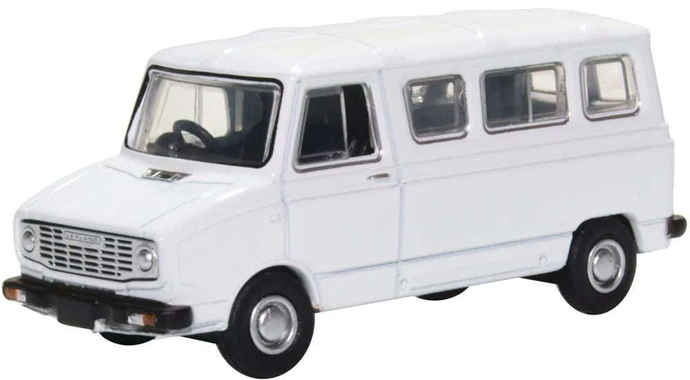 Sherpa Minibus White