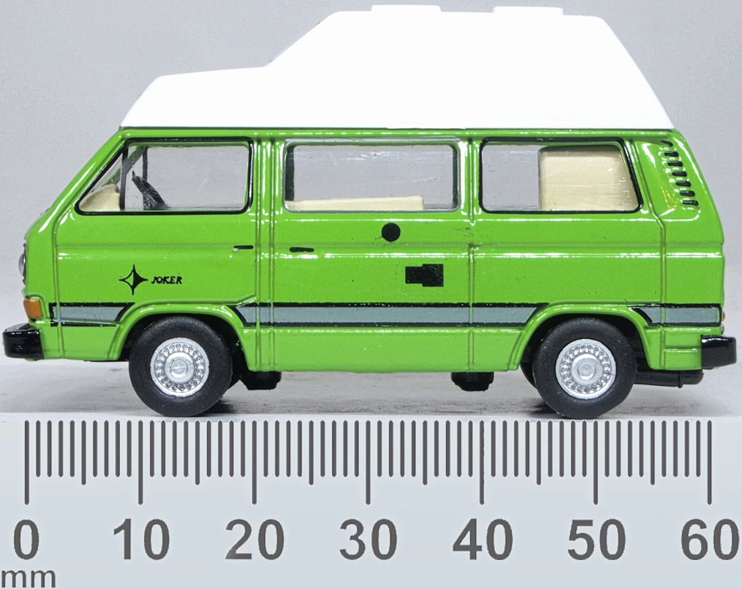 VW T25 Camper Liana Green