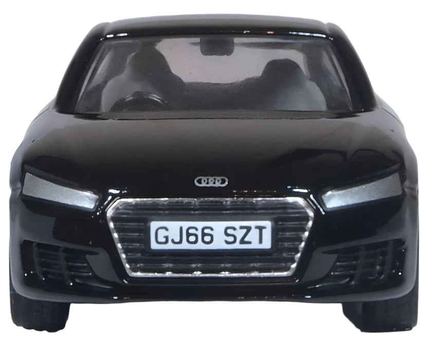 Audi TT Coupe Brilliant Black