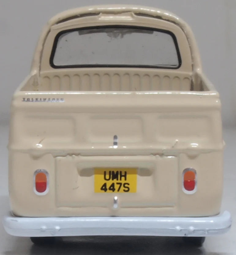76VW034 VW T2 Bay Window Pick Up Dakota Beige