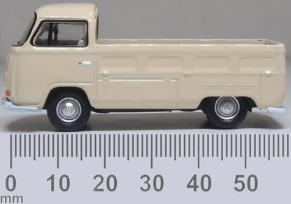 76VW034 VW T2 Bay Window Pick Up Dakota Beige