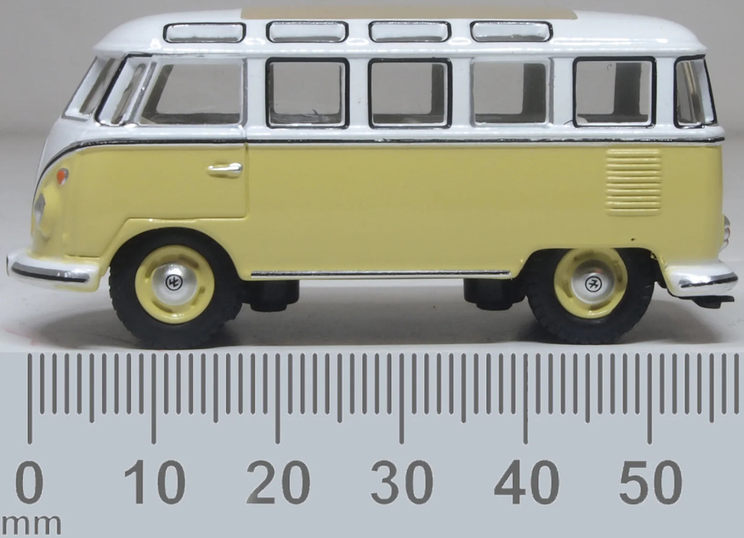 76VWS014 VW T1 Samba Bus Yellow/White