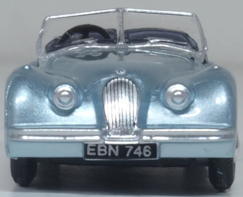 76XK120007 Jaguar XK120 Pastel Blue