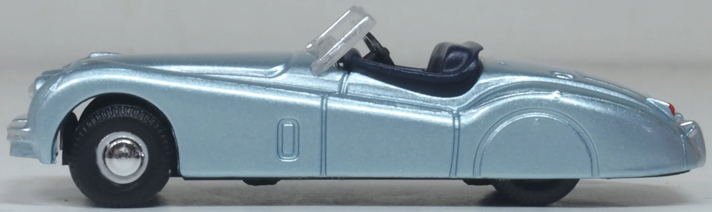76XK120007 Jaguar XK120 Pastel Blue