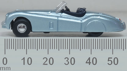 76XK120007 Jaguar XK120 Pastel Blue