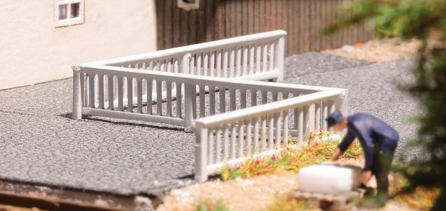 BUS7746 Railings/Fence