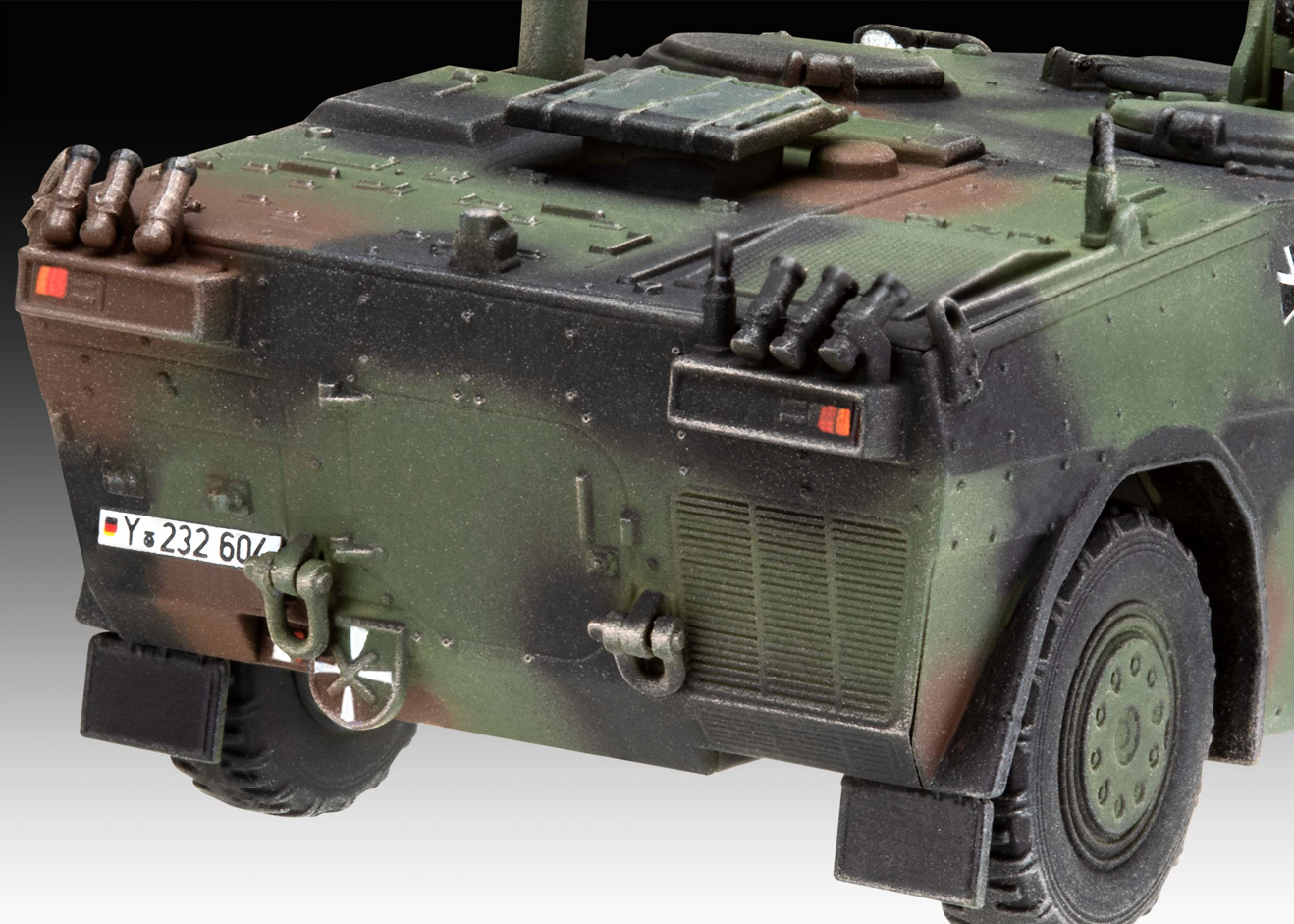 Spähwagen Fennek Model Kit