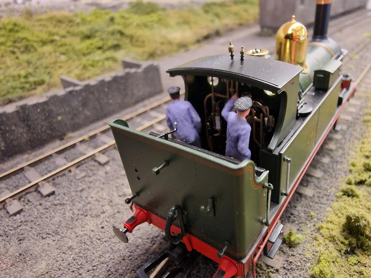 80102-076C 1:76 Scale GWR 517 Class Grouping Crew