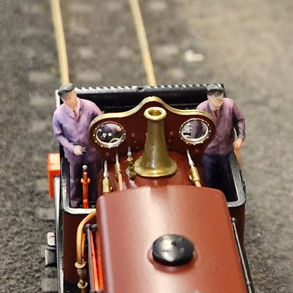 80304-076 1:76 Scale Manning Wardle L Class Early Crew - Full Colour 3D Print