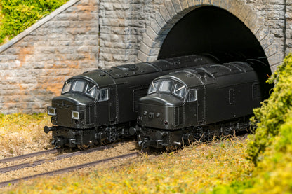 823201 Class 46 'Peak' D140 1961 All Over Green livery Diesel Locomotive