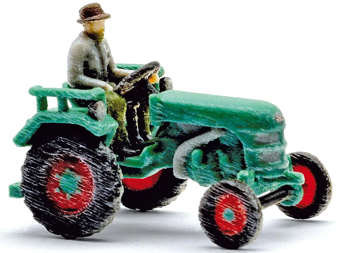 BUS87500 Tractor Kramer with farmer