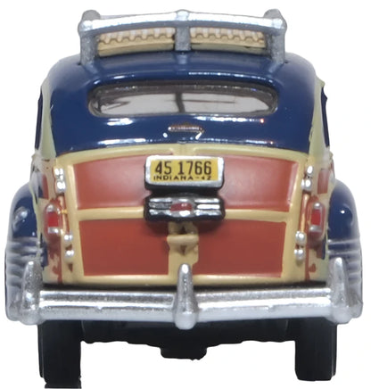 1942 Chrysler Town & Country Woody Wagon South Sea Blue