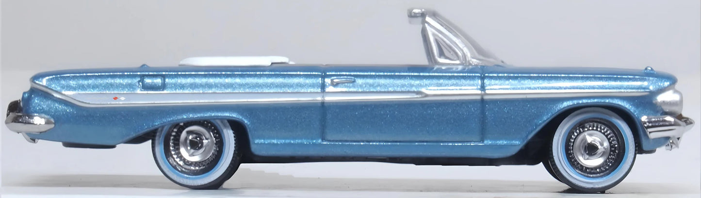 87CI61006 1961 Chevrolet Impala Jewel Blue/White