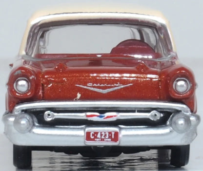 87CN57008 1957 Chevrolet Nomad Adobe Beige/Sierra Gold