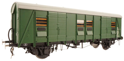 SR Parcels & Miscellaneous Van (PMV) S1626S BR(S) green (plywood body)