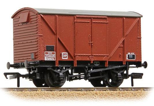 38-172 BR 12T Ventilated Van Plywood Sides BR Bauxite (TOPS) No.B769573