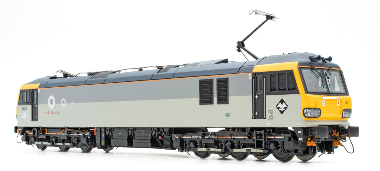 Class 92 Railfreight Grey No.92002 'H. G. Wells' Electric Locomotive - DCC Sound