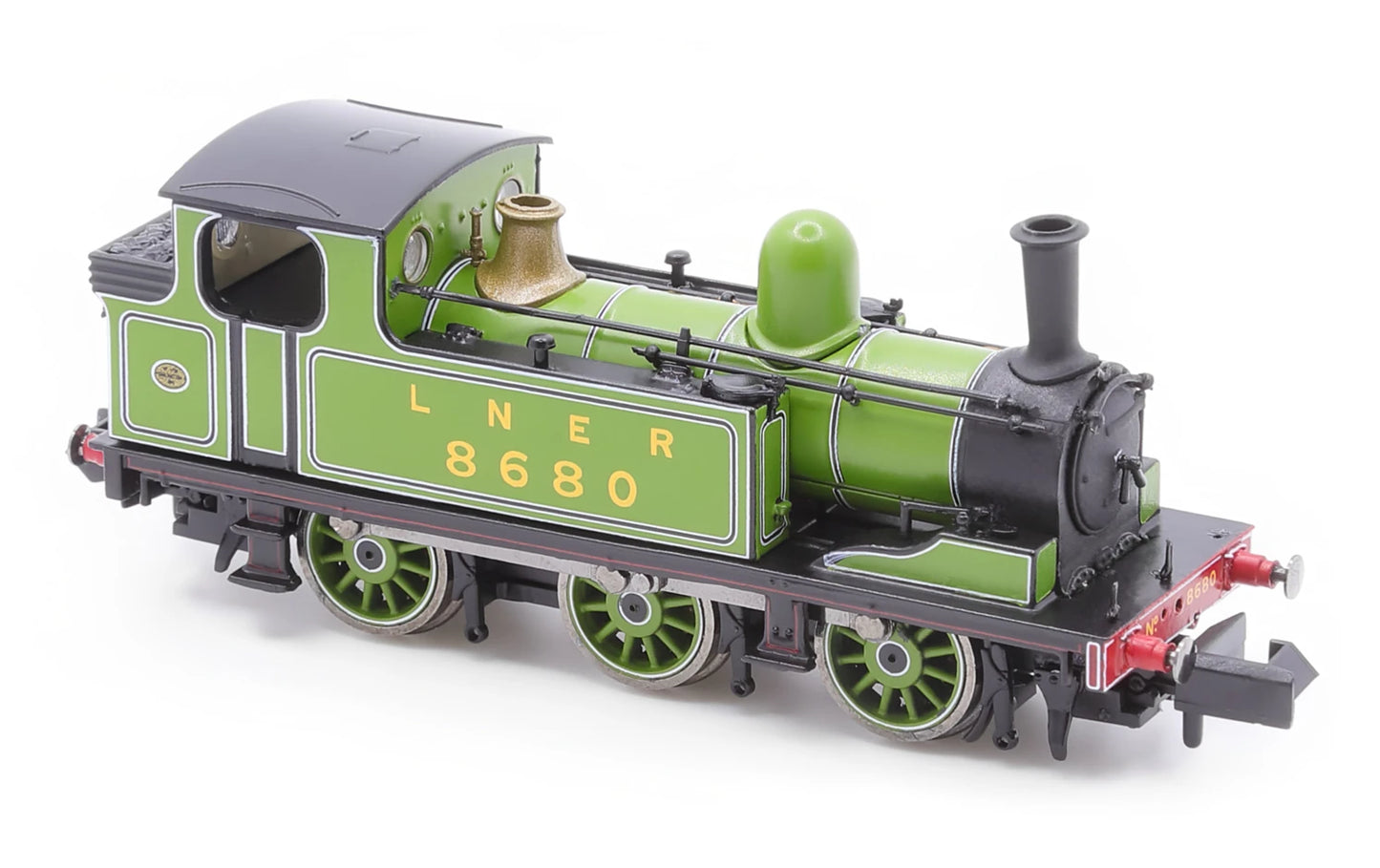 J72 0-6-0 8680 LNER Post War Lined Green Steam Tank Locomotive