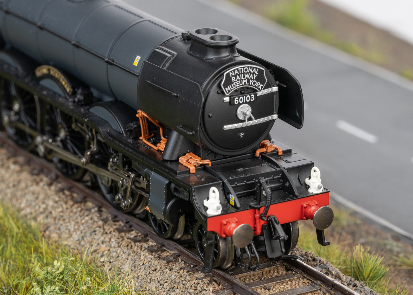 Class A3 'Flying Scotsman' NE Wartime Black 60103 NRM Condition - DCC Sound & Smoke