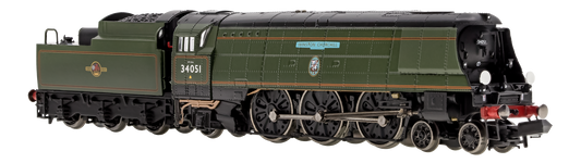 Battle of Britain ‘Winston Churchill’ 34051 BR Green Late Crest - DCC Sound Fitted