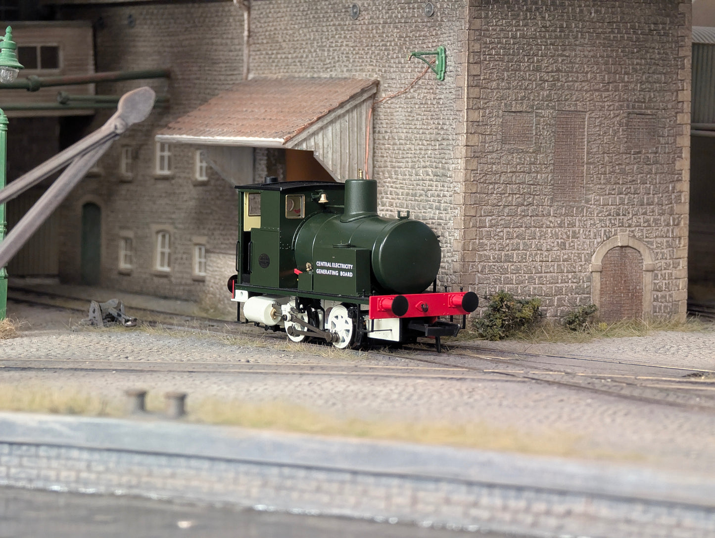 Andrew Barclay Fireless 0-4-0 - CEGB (Works No. 2126) Steam Locomotive - DCC Sound