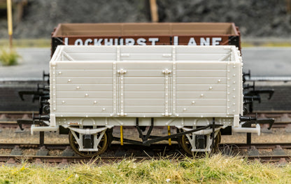 967813 RCH 1907 Spec Open Wagon Diamond Anthracite No. 1218 7-plank wagon with side and end doors