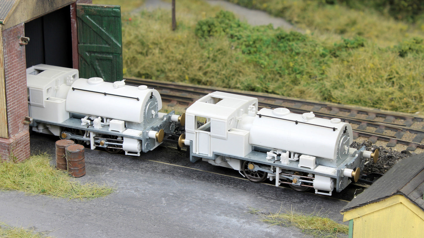 Port of Par Bagnalls Twin Pack - Lined Light Green (As Preserved) Steam Locomotive