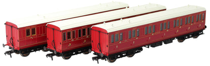 978001 48' SECR ‘Evolution’ Bogie Coach Non-Corridor Carriage No.973, No.881 & No.1010 3-Pack