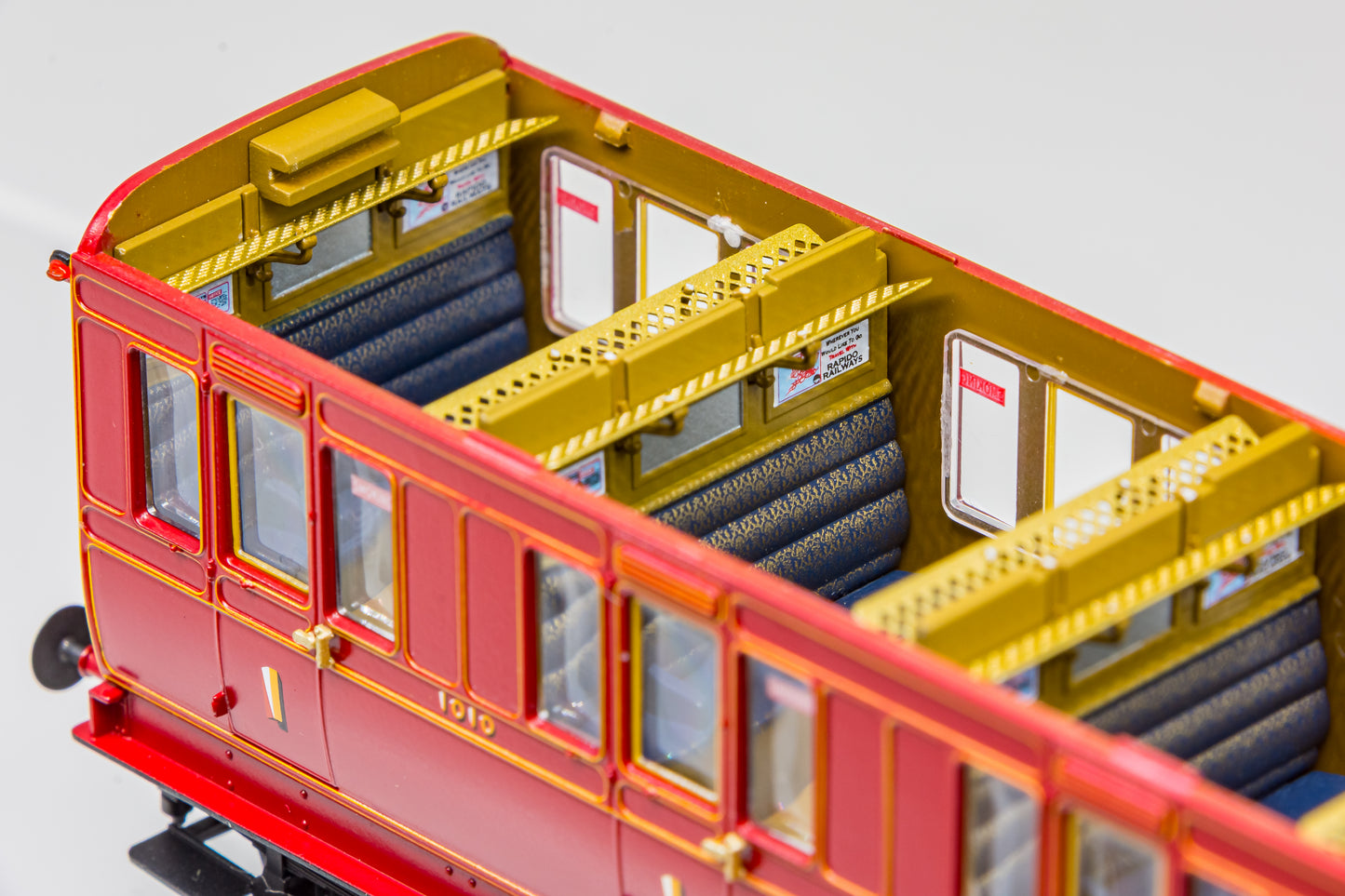 48' SECR ‘Evolution’ Bogie Coach Non-Corridor Carriage No.973, No.881 & No.1010 3-Pack