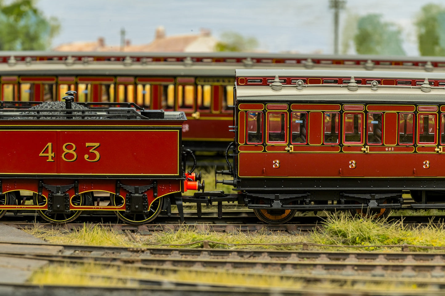 48' MR ‘Evolution’ Bogie Coach Non-Corridor Carriage No.681, No.2441 & No.3207 3-Pack