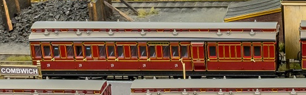 48' MR ‘Evolution’ Bogie Coach Non-Corridor Brake Third No.682