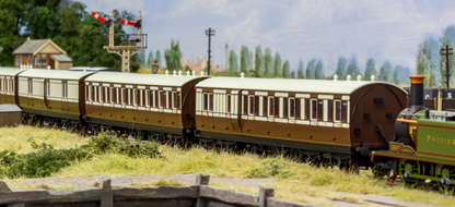 48' LBSCR ‘Evolution’ Bogie Coach Non-Corridor Carriage No.501, No.751 & No.530 3-Pack