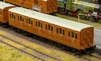 48' GNR ‘Evolution’ Non-Corridor First No.3102