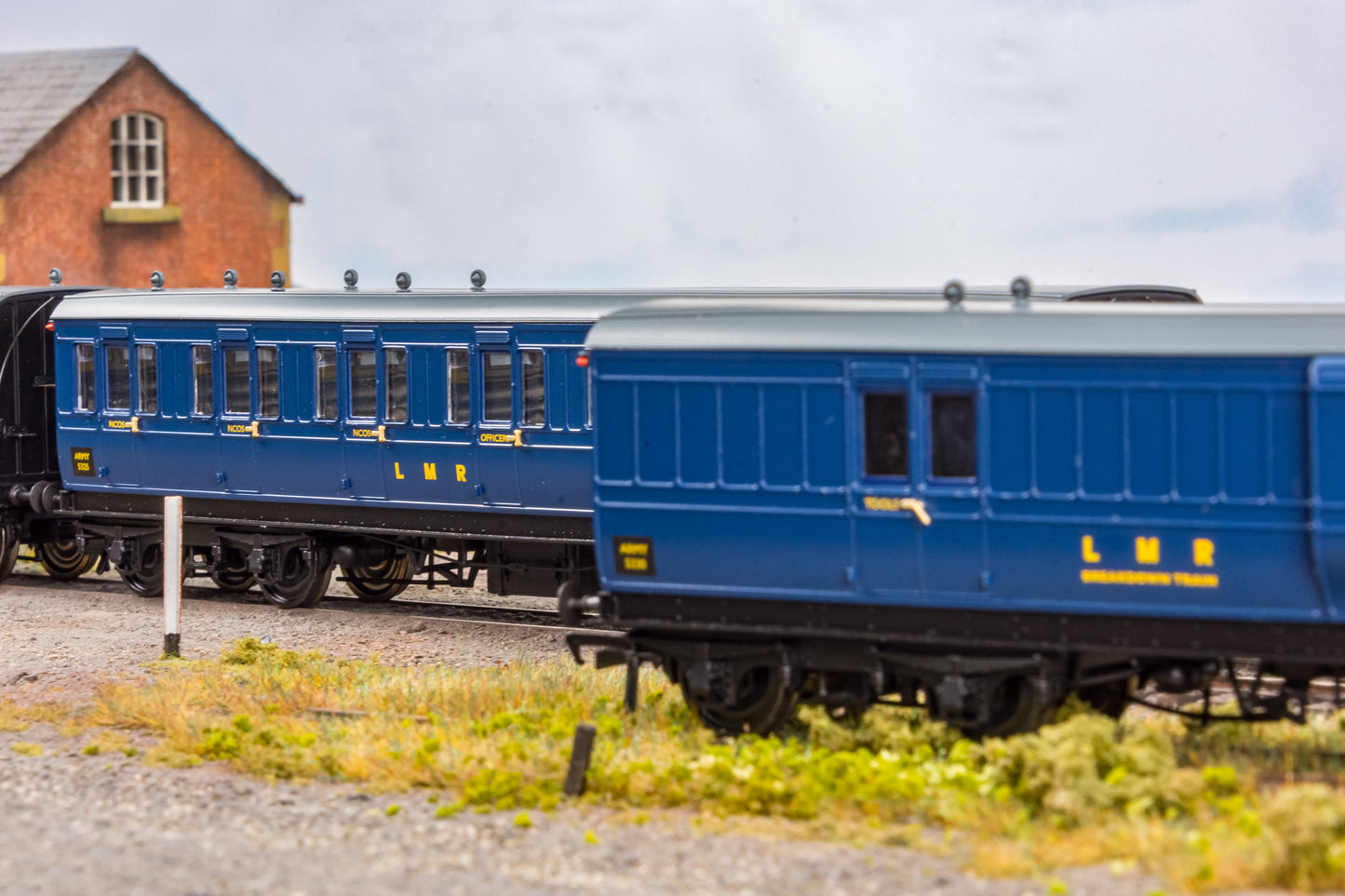 48' LMR ‘Evolution’ Non-Corridor First ARMY 5325