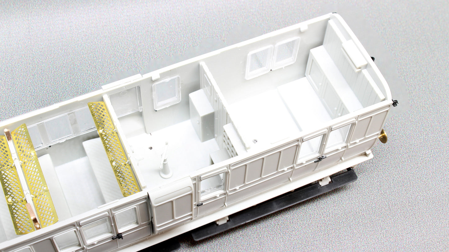 48' SECR ‘Evolution’ Non-Corridor Full Brake No.16