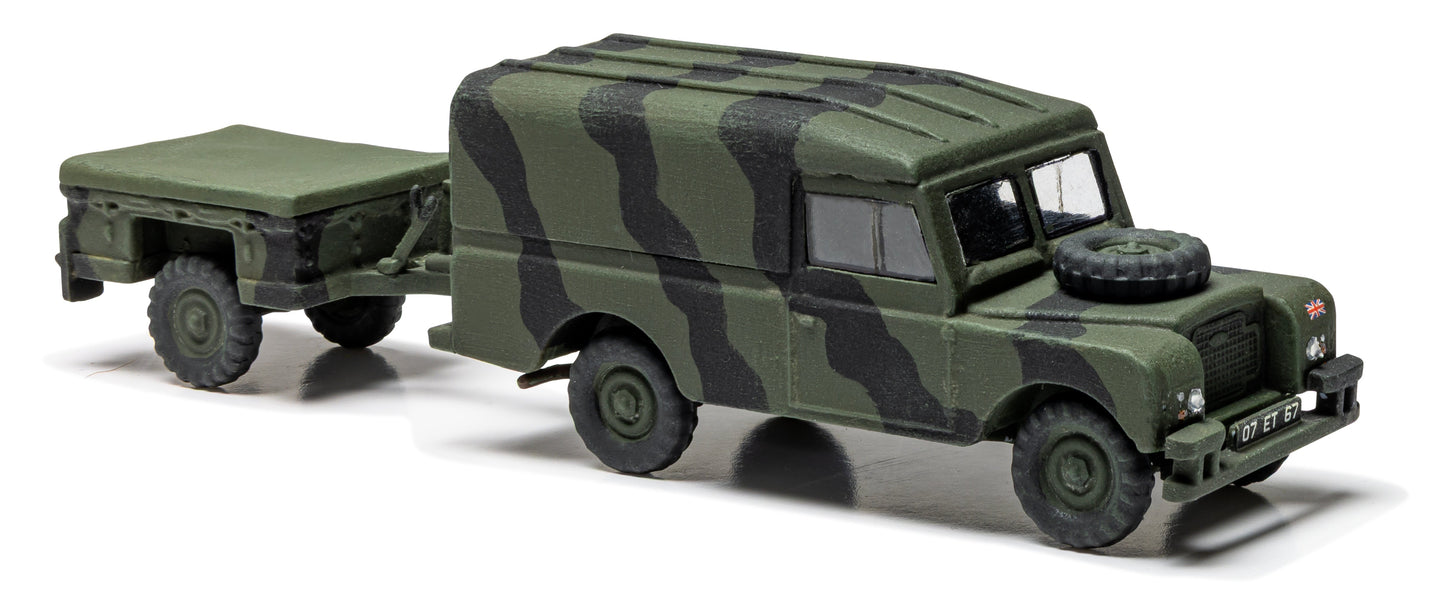 LWB Land Rover (Hard Top) & Trailer Model Kit