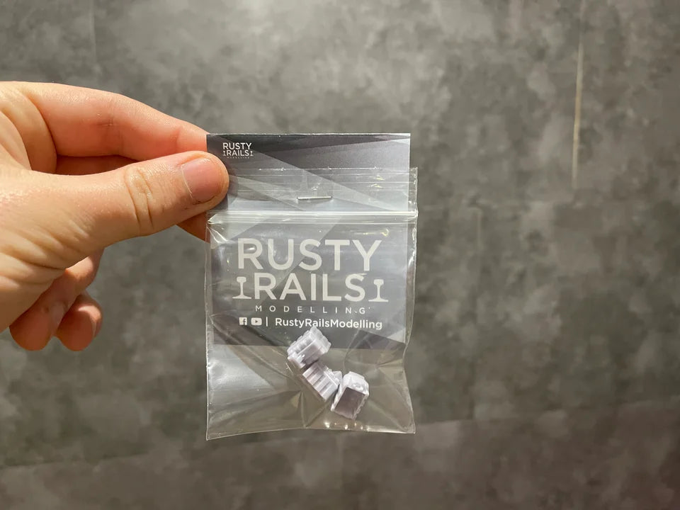 N Gauge Portable Fuel Tanks (Pack of 3) - Unpainted Model Kit