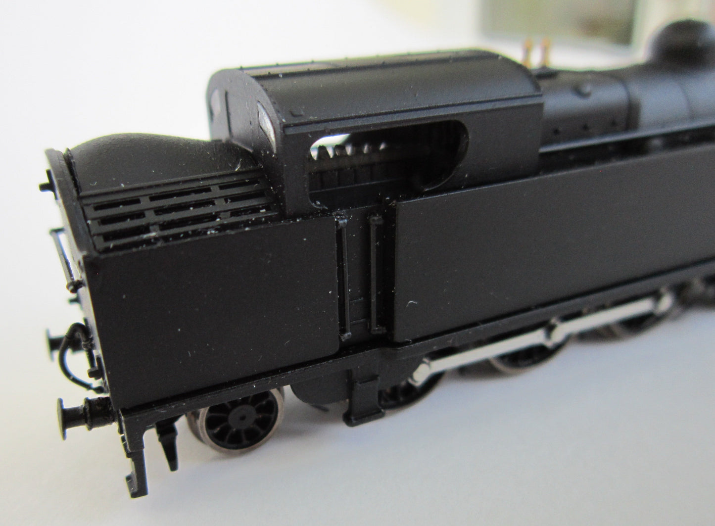 Robinson A5 (GCR Class 9N) 4-6-2 LNER Black (Red Lining) No.5024 Steam Tank Locomotive