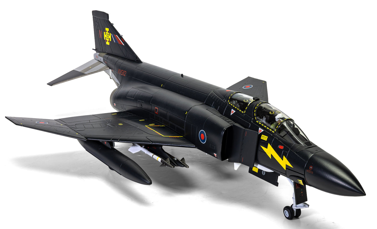 AA27904 McDonnell Douglas Phantom II FG.1, XV582 'Black Mike'