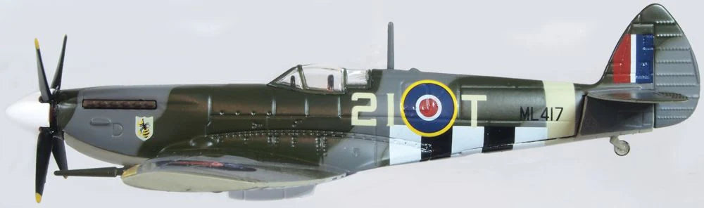 AC098 Supermarine Spitfire LF Mk.Ixe 21-T 443 Sqn 1945 Model Aircraft