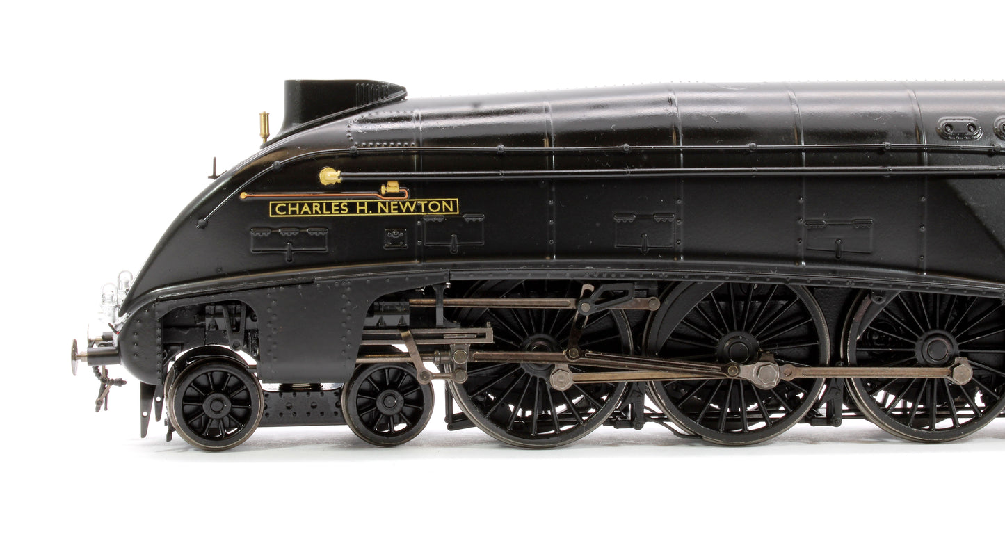 Black Label Class A4 Charles Newton Wartime Black Unvalanced 4-6-2 No.4901 Steam Locomotive - DCC Sound & Smoke