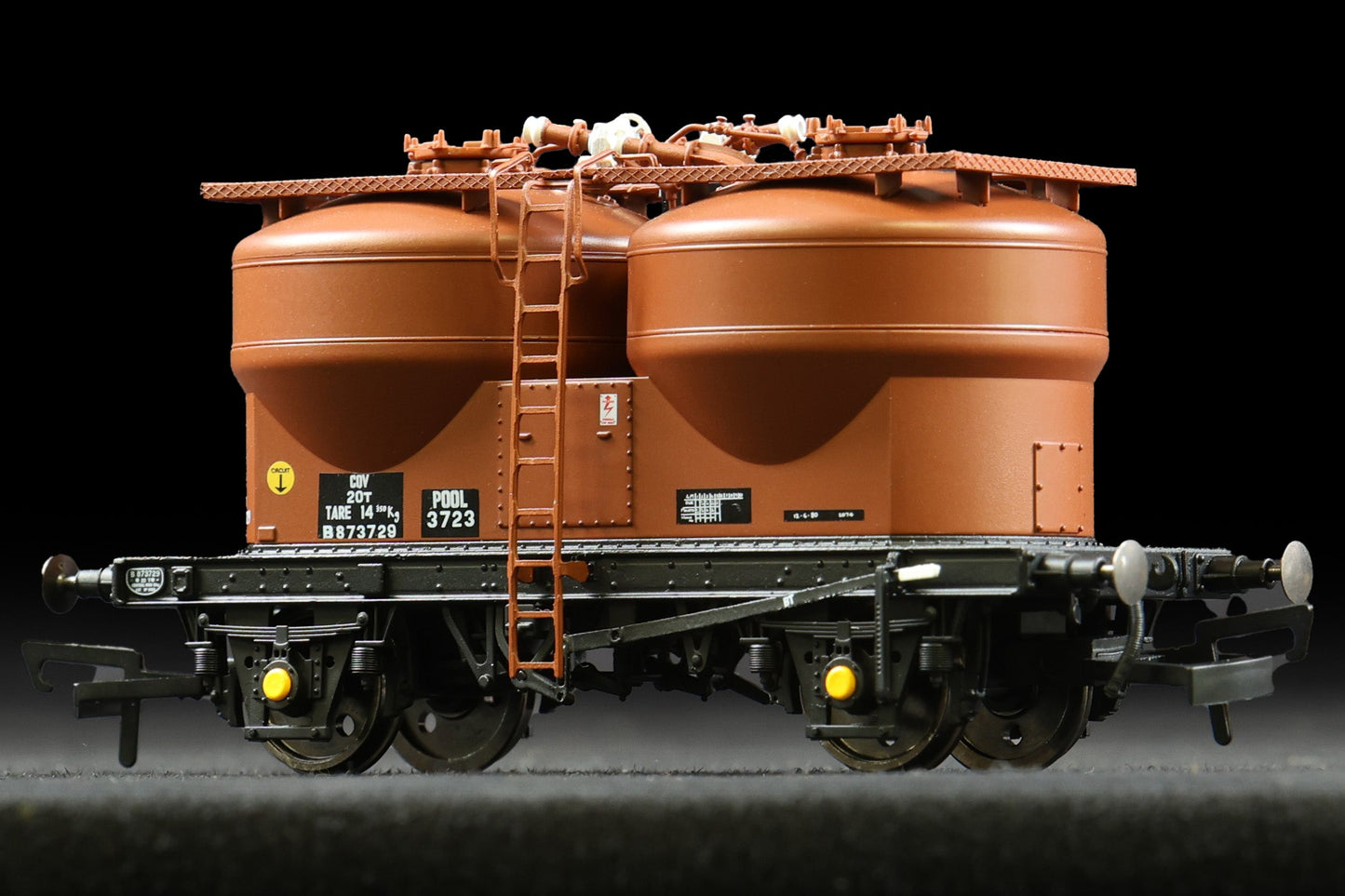 Set of 3 Prestwin Silo Wagons in BR Bauxite - TOPS