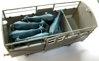 99011-148 N Gauge Farm Animals - Cattle Wagon Bundle