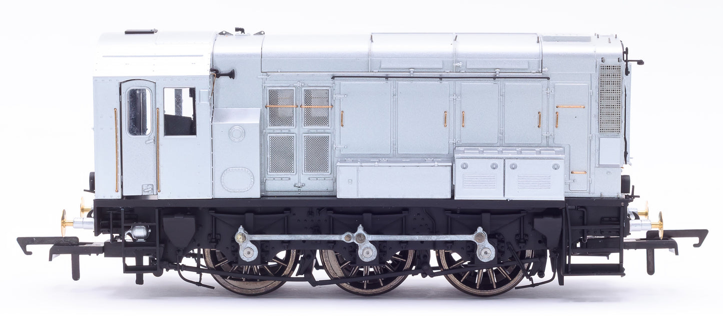 Class 08 BR Blue Wasp Stripes (Red Running Plate) 08912 Diesel Shunter Locomotive