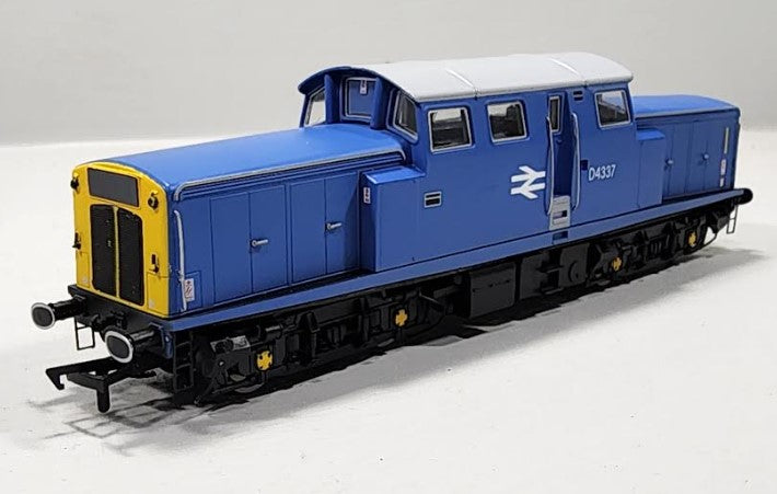 Clayton DHP1 BR Blue Diesel Locomotive