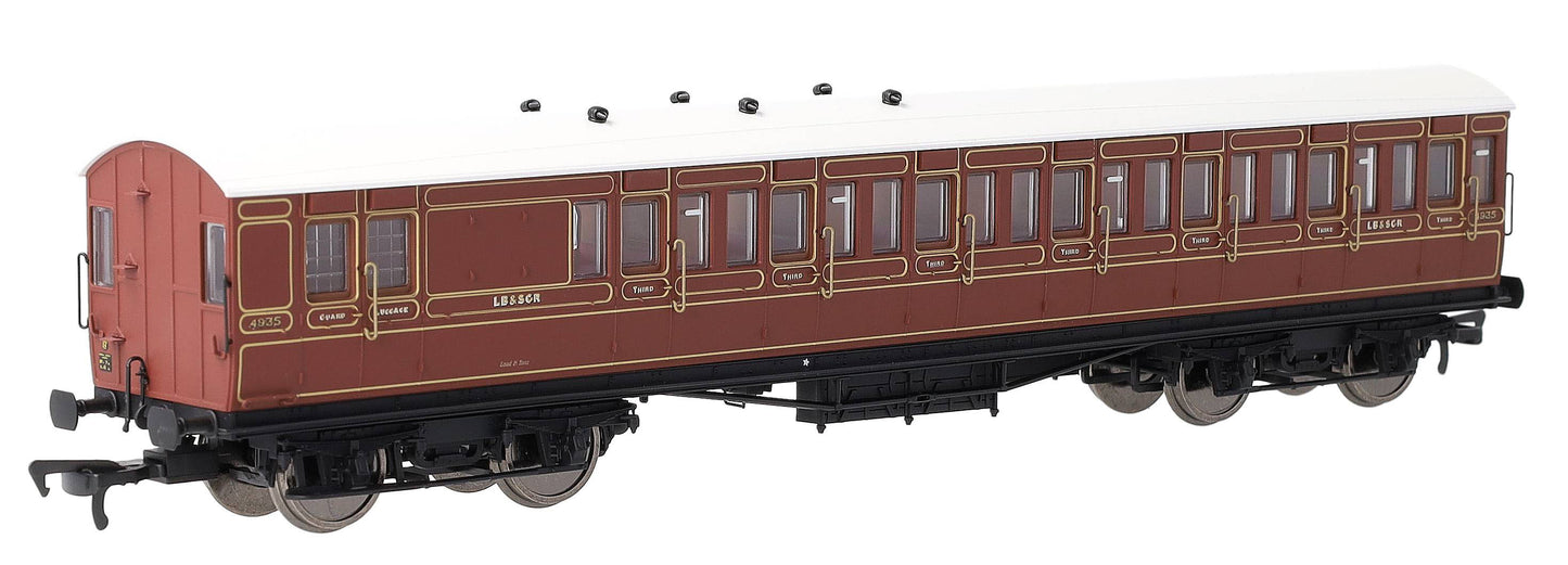 E86025 54ft non-Corridor Brake Third LBSCR Raw Umber No.4935