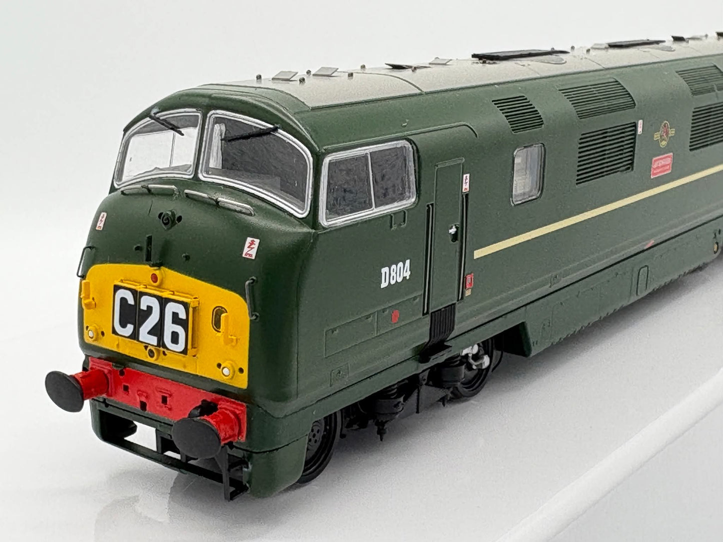 Class 42 'Warship' V1 BR Green SYP 'Avenger' No.D804 Diesel Locomotive - DCC Sound