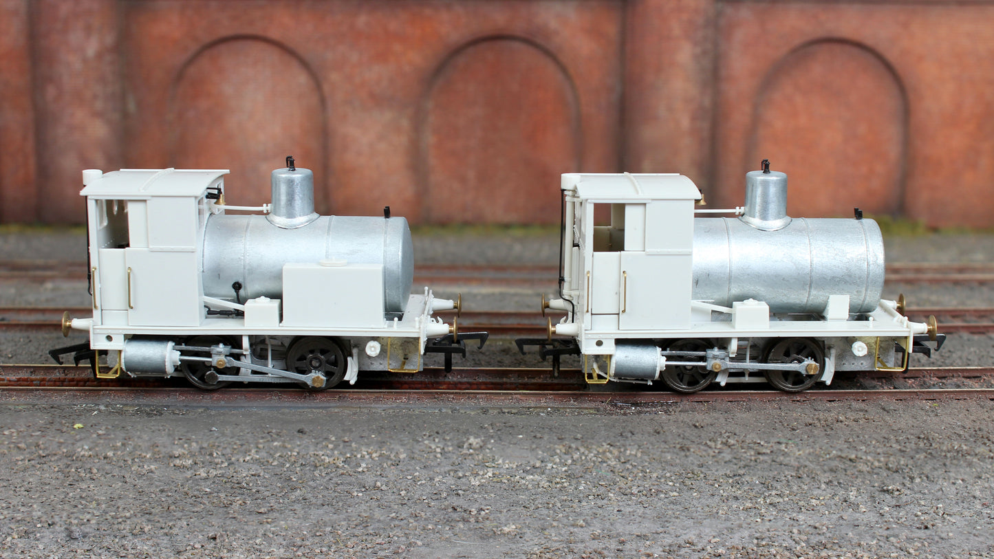 Andrew Barclay Fireless 0-4-0 - Lined Caledonian Blue Steam Locomotive