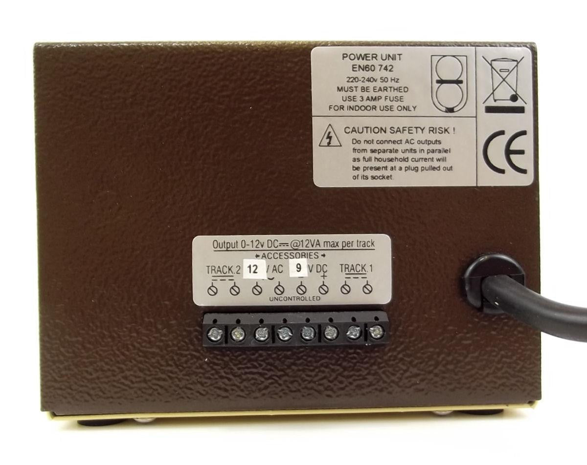 Pre-Owned Twin Track Cased Controller Z gauge
