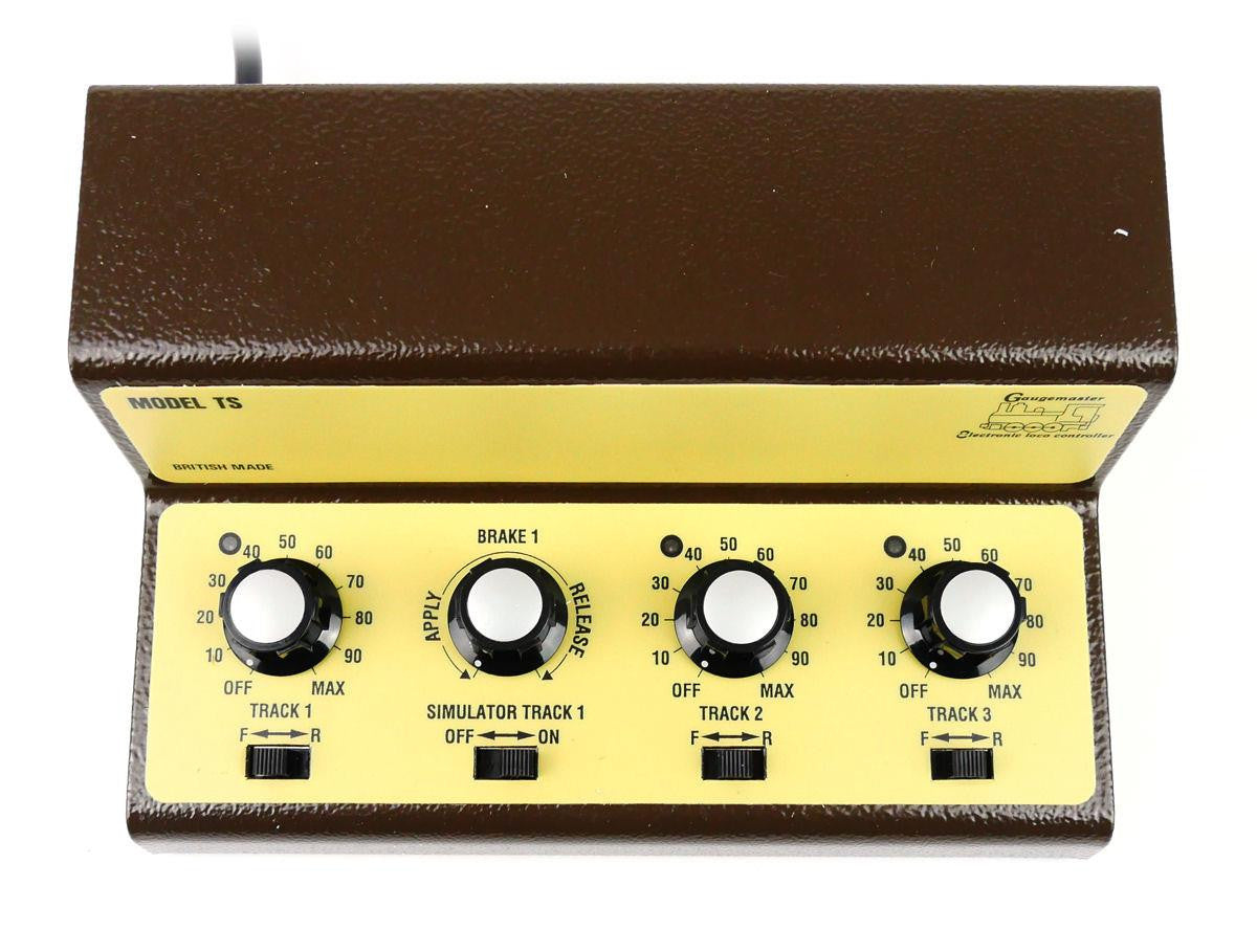 Pre-Owned TS Three Track Cased Controller with Simulation on One Track